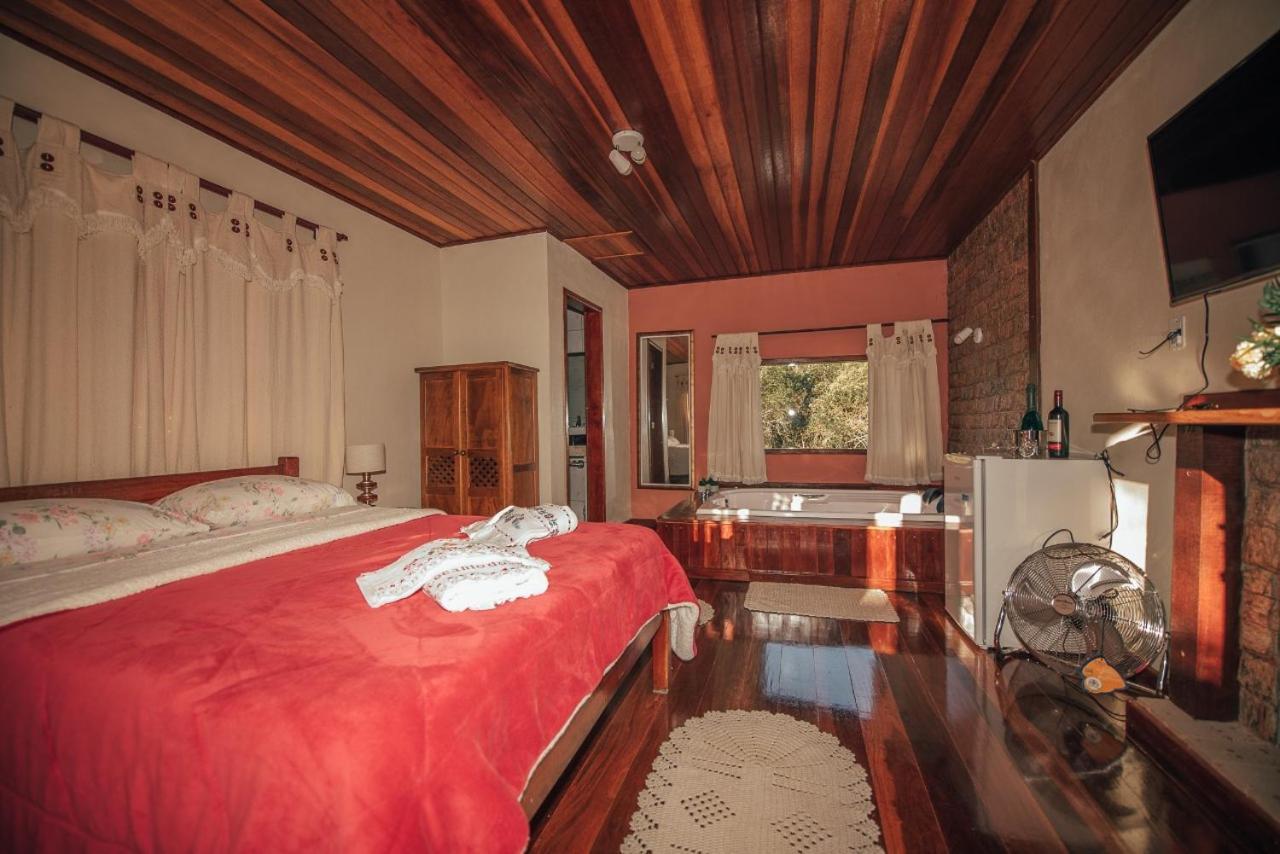 Sítio Recanto Do Araçá Chalet